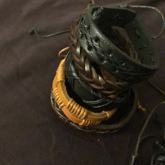 Bracelets - Picture 2 of 3